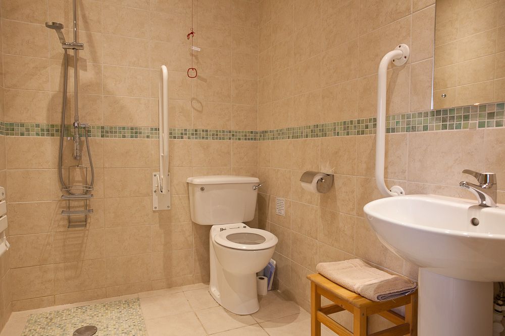 23-Cartshed - Bathroom 2 Wetroom (1)